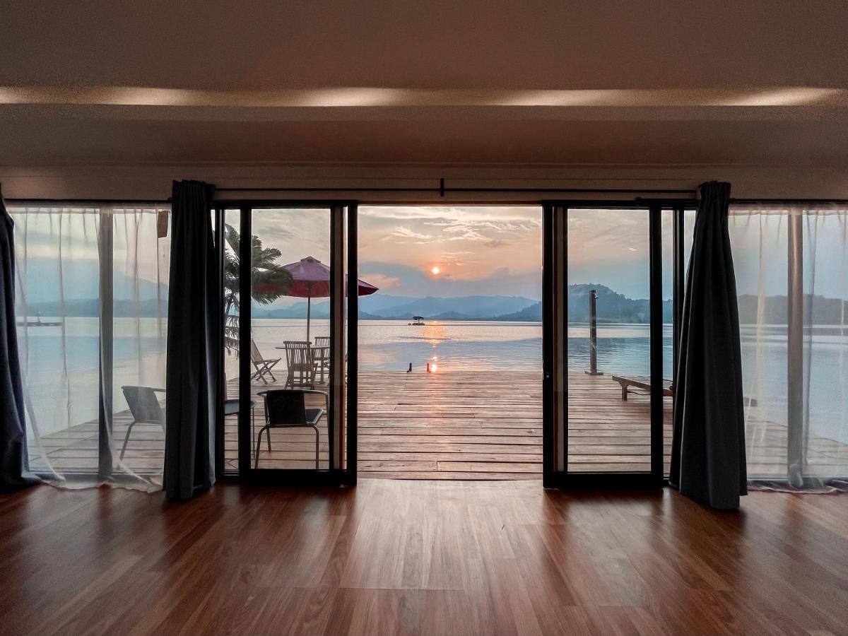 Andreas Resort Sukajaya Ngoại thất bức ảnh